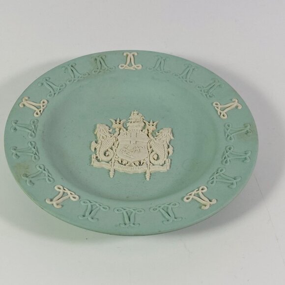 Lloyds of London Tercentenary 1688-1988, Wedgwood pale green jasperware plate - Picture 5 of 5
